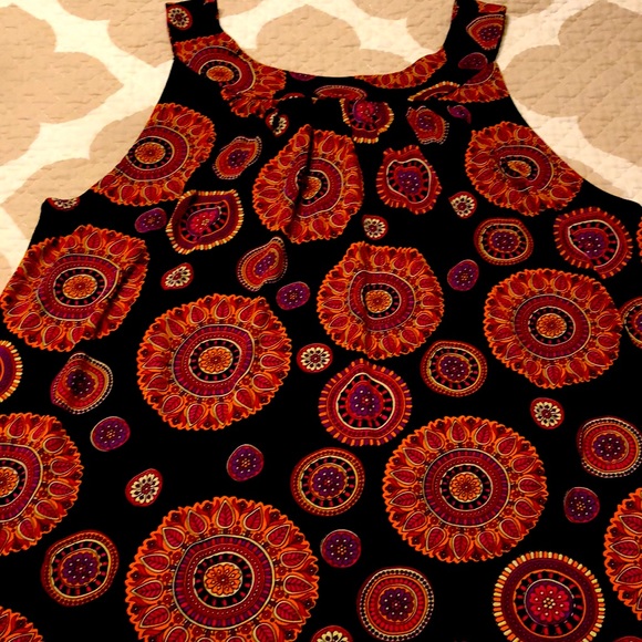 New Direction Sleeveless Bold print Top - Size PXL - Picture 2 of 5